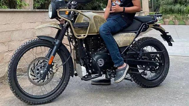 royal enfield himalayan to get two new colour options
