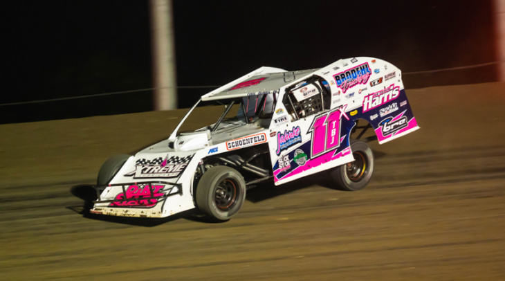 berry jr. unstoppable in imca feature at jamestown
