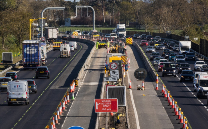 fraud clampdown after £320,000 of central barrier goes missing during construction of smart motorway