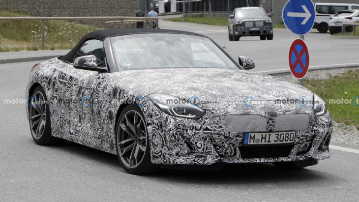 2023 bmw z4 facelift spied for the first time