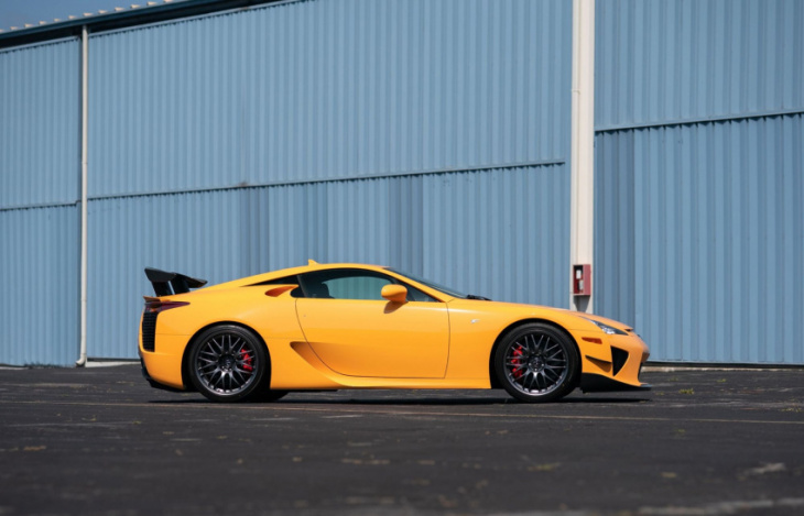 2012 lexus lfa nurburgring edition may be one of japan’s best supercars