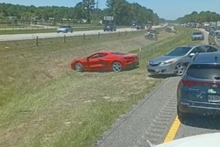 c8 corvette driver attempts to avoid traffic by driving across median, trashes car instead
