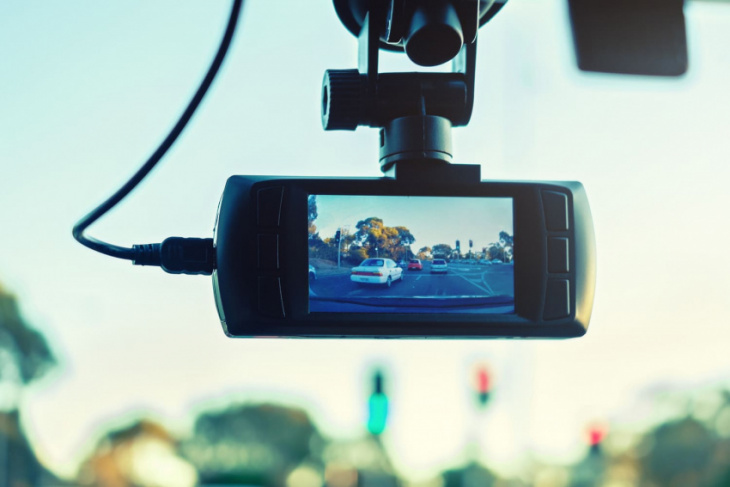 how to, top 4 best dashcam brands in malaysia & how to choose one
