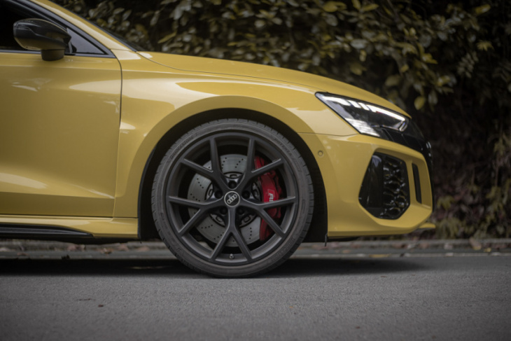 android, mreview: audi rs 3 sportback - ridiculously swift