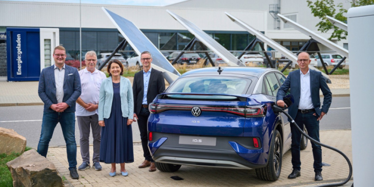 vw launches hpc park with 2nd life batteries in zwickau