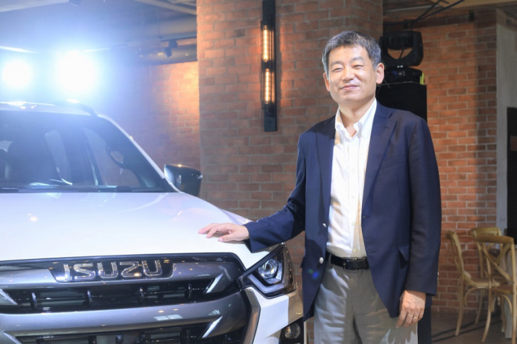 isuzu malaysia expects record year due to pick up in demand for d-max