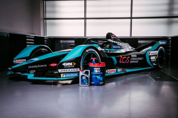 castrol on and jaguar formula e racing usher in a new era for electric vehicles
