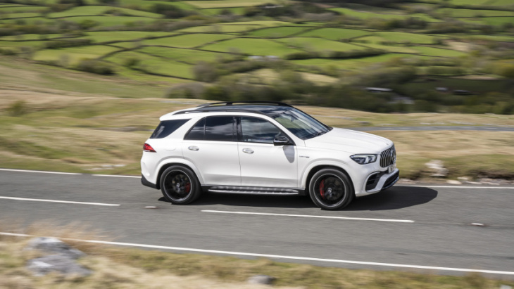 opinion: is it okay to enjoy a 600bhp super-suv when ‘our house is on fire’?