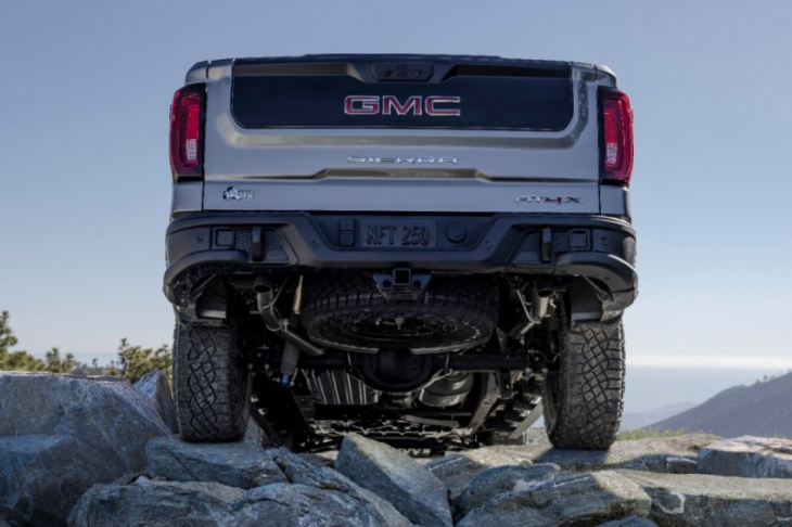 how to, what did the aev edition fix for the 2023 gmc sierra at4x?