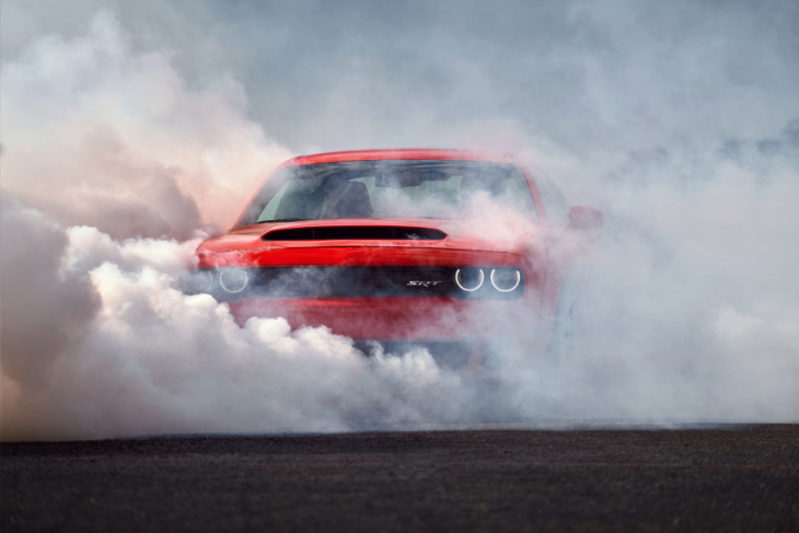 a 909-hp dodge challenger might be coming