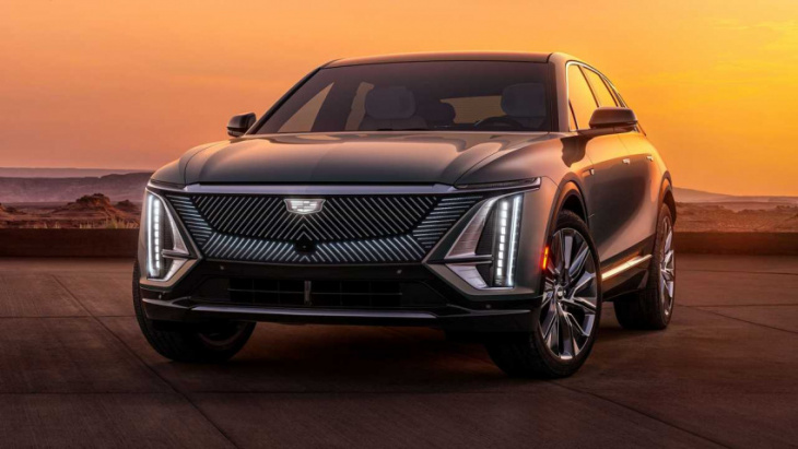 2023 cadillac lyriq already offered with huge $5,500 discount: report