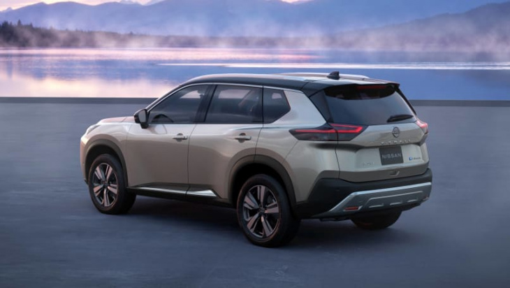 a hybrid suv with better off-road performance? 2023 nissan x-trail e-4orce detailed ahead of the toyota rav4 and mazda cx-5 rival's launch