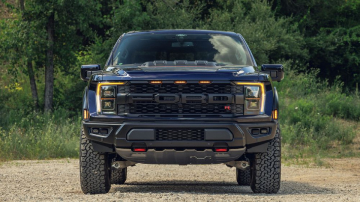 2023 ford f-150 raptor r restores the roar with a 700-hp v-8