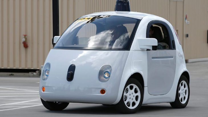 android, why apple should not build an icar