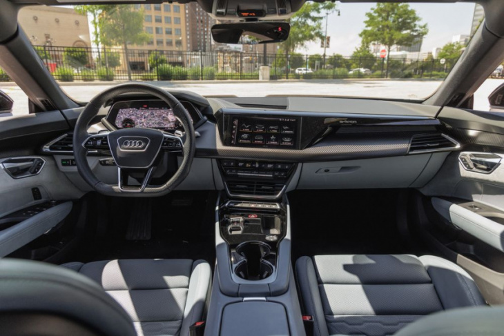 tested: 2022 audi e-tron gt feels like a sports sedan should