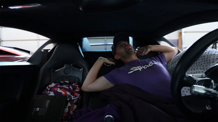 this guy lived in his bugatti veyron for 24 hours