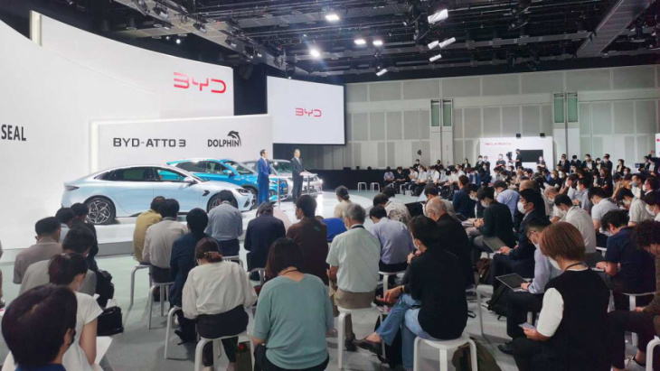 byd enters japanese passenger electric car market