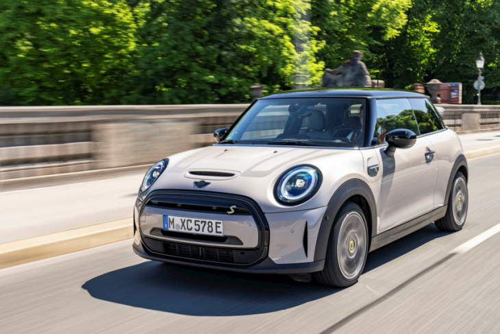 mini's inclusive cooper electric can be driven by people with disabilities