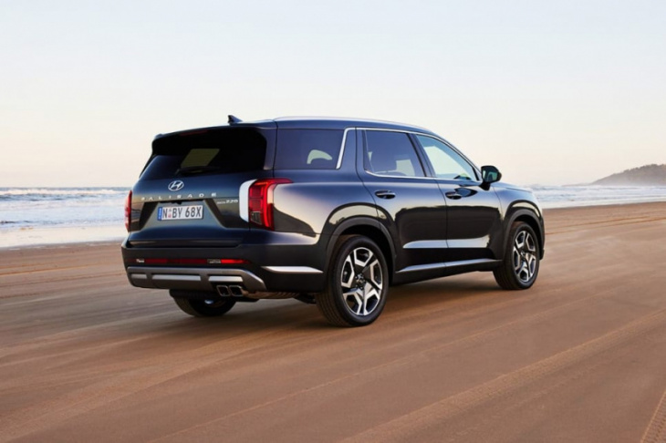 2023 hyundai palisade price and specs: full-size seven- or eight-seat suv arrives to challenge cx-9, everest, pajero sport, pathfinder and prado