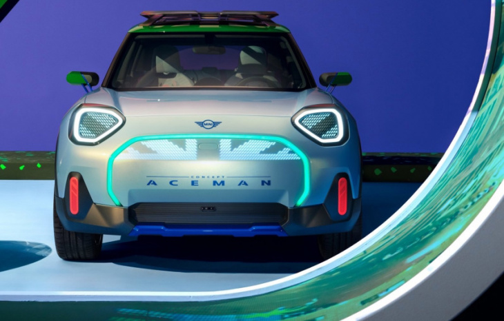 android, mini debuts ‘aceman’ fully electric crossover concept