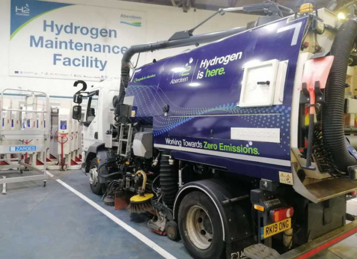 aberdeen city council sees emissions saving with hydrogen sweeper