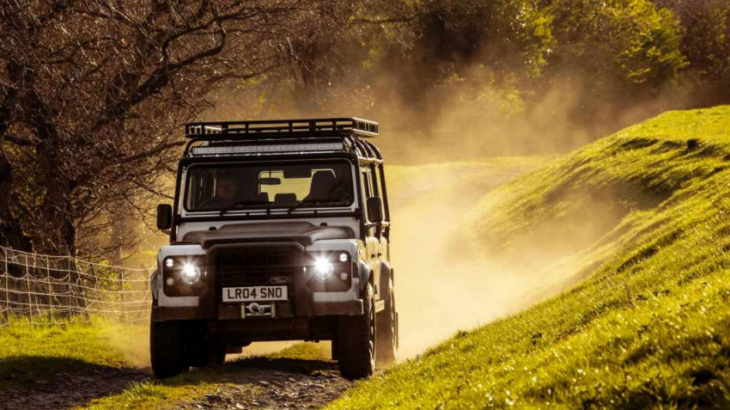 land rover classic defender works v8 trophy ii pays tribute to expeditions