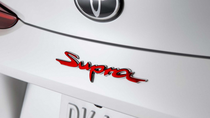 the toyota supra's manual transmission won't cost extra