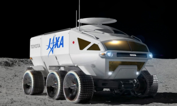 car companies are eyeing the moon