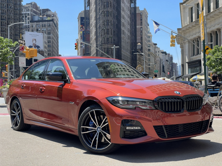 the 2022 bmw 330e is a better 3 series, but only for some