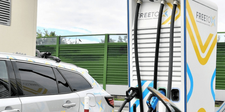 free to x progresses italy’s largest high power charging network