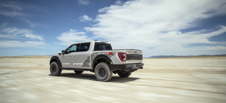 even the raptor r’s suspension is different from the base ford f-150 raptor