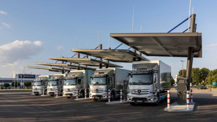 mercedes-benz trucks opens charging park for customers in germany