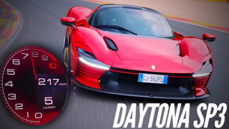 ferrari daytona sp3 puts the 828-horsepower v12 to work in acceleration test