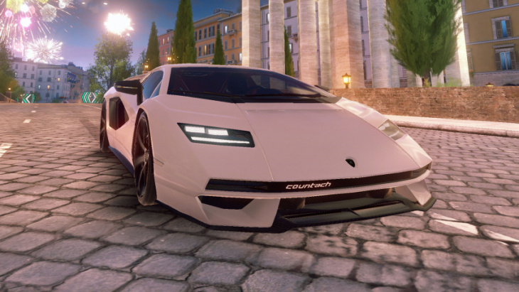the lamborghini countach lpi 800-4 is now in a videogame
