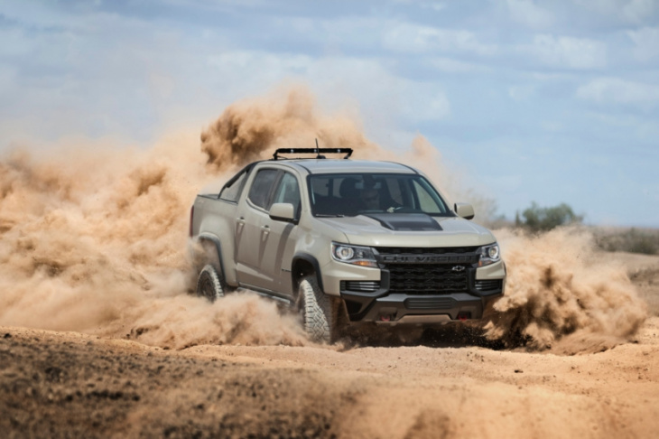 what is the 2023 chevy colorado zr2 desert boss package?