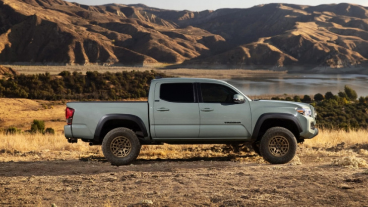 jd power thinks the best midsize trucks are also the cheapest