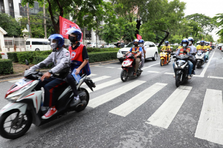 motorcycle output falls in h1, exports increase 2.94%