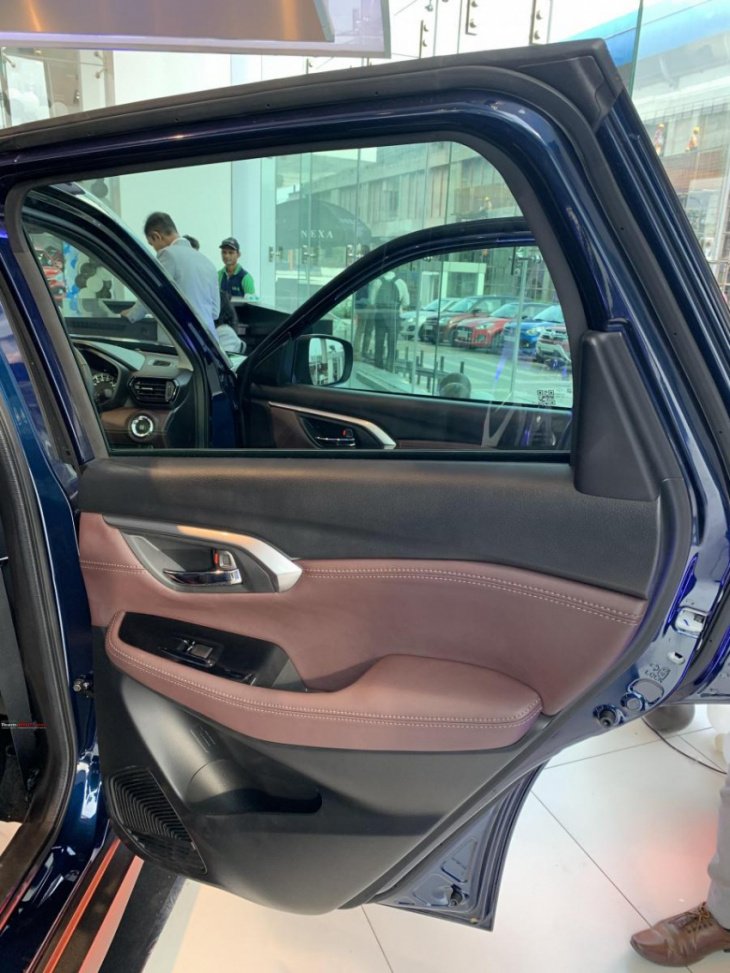 checked out the 2022 grand vitara mild hybrid in detail at a showroom