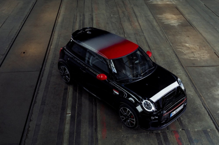 mini showcases lineup of special-edition models in vivocity