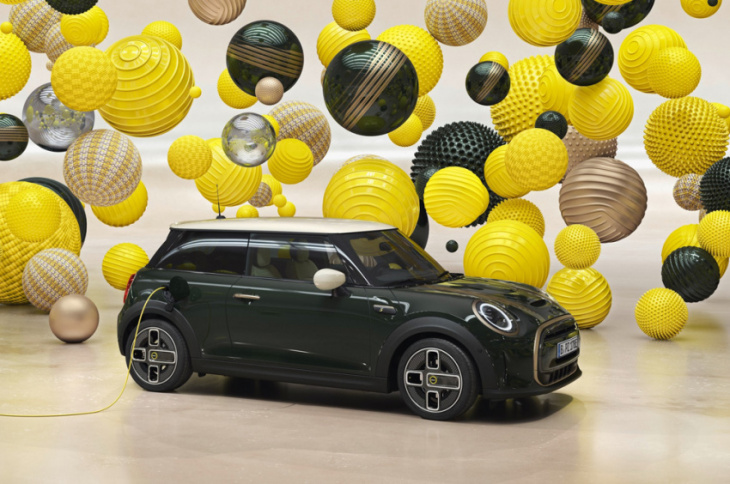 mini showcases lineup of special-edition models in vivocity