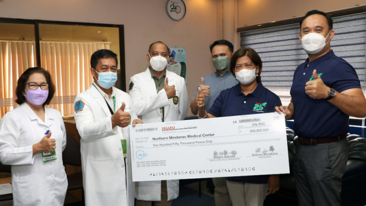 isuzu ph donates p250k to northern mindanao medical center