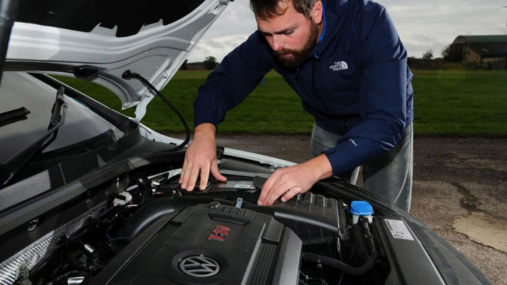 how to, diy car maintenance checklist: how to save money on servicing