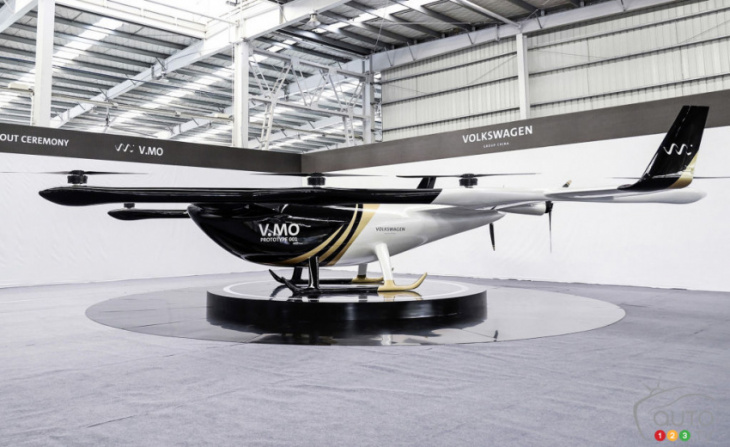 volkswagen group unveils flying taxi concept