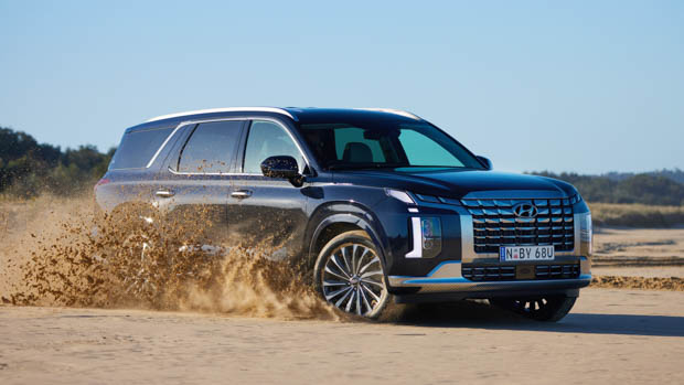 hyundai palisade 2023: hybrid version ruled out due to incoming ioniq 7 all-electric suv
