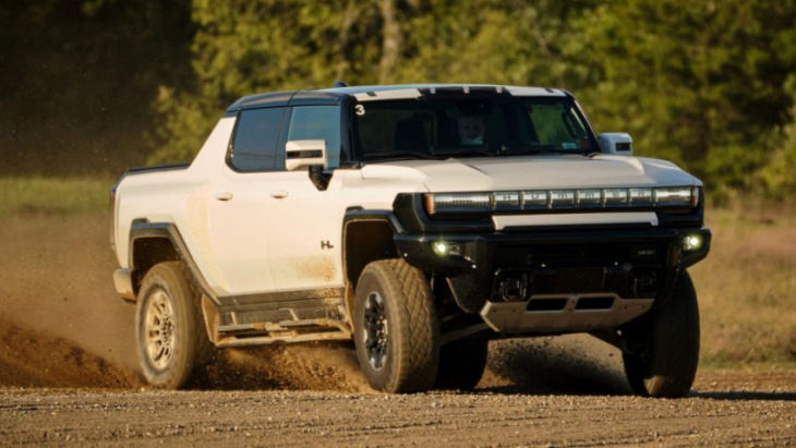 did the us army just buy a gmc hummer ev?