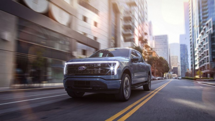 android, electric truck battle: the ford f-150 lightning strikes the rivian r1t