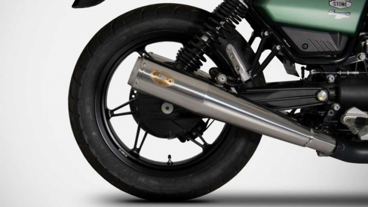 check out this sweet zard exhaust for the moto guzzi v7