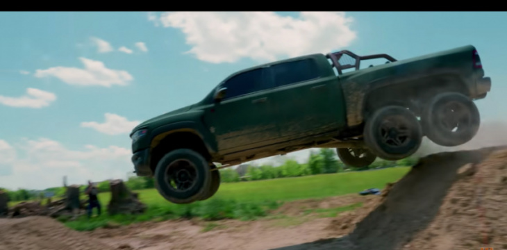 $250,000 ram trx 6×6 warlord epicly fails to clear massive jump