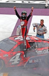 harvick: pressure ‘is all easy to deal with’
