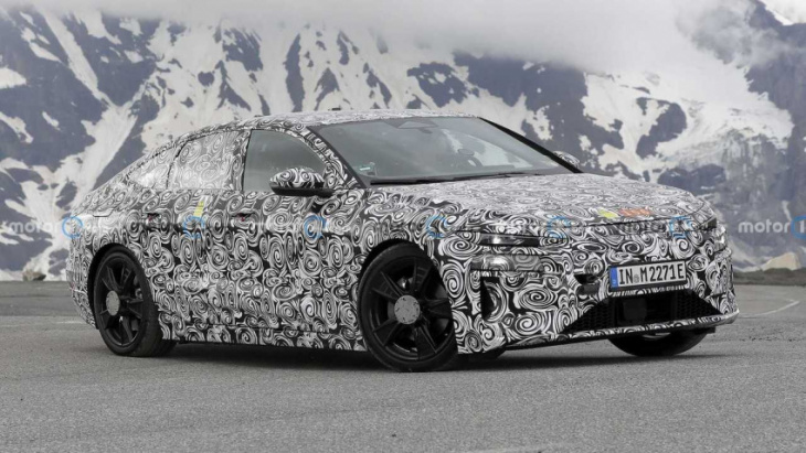 2024 audi a6 e-tron spied on video testing in the alps